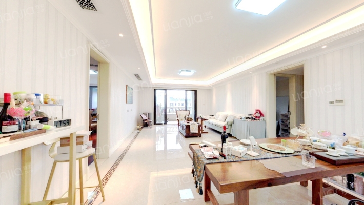 中海铂樾府二手房实景图