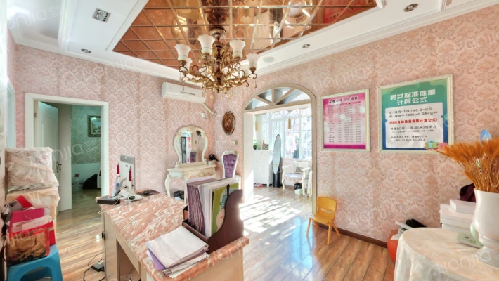 棠湖东路一段52号二手房实景图