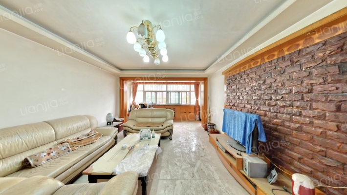 兰州市西园农工商公司第三停车场家属楼二手房实景图