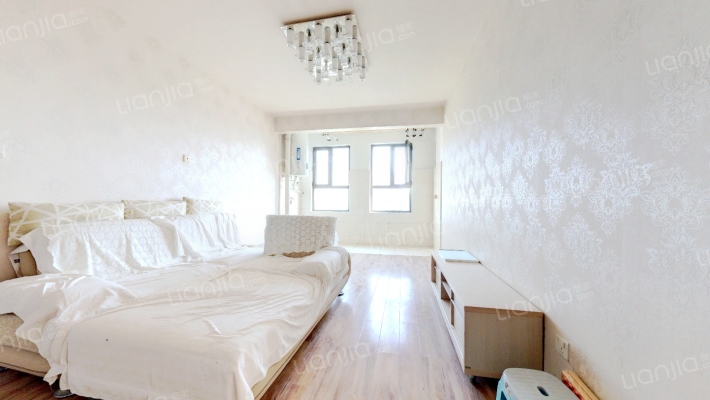 中海国际尚湖央邸二手房实景图