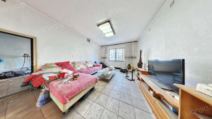 农商银行宿舍二手房实景图