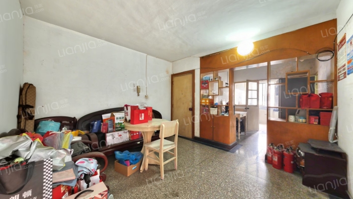 馨泰花苑二手房实景图