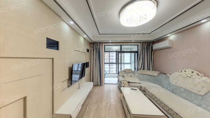 中天翡丽湾二手房实景图