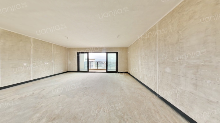 昆明融创文旅城漫海苑北区二手房实景图