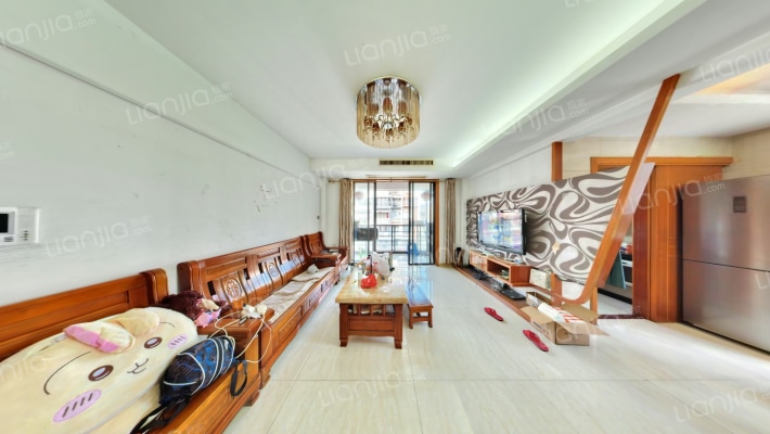 日出东方二手房实景图