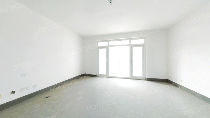 提香海岸多层二手房实景图