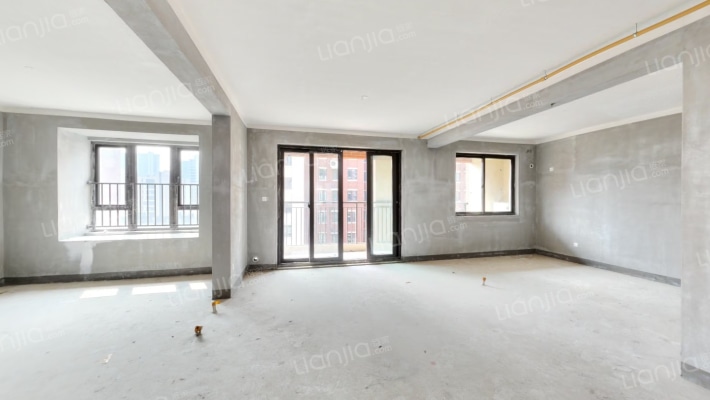 雅海苑二手房实景图