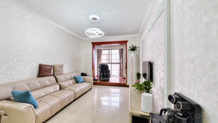 鹭湖宫六区B组团二手房实景图