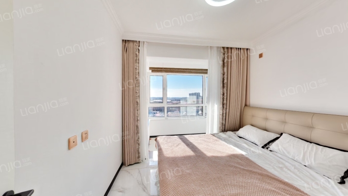 润景朗琴湾二手房实景图