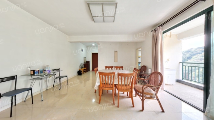 华庭云顶二手房实景图