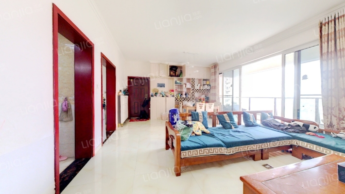 保利拉斐公馆二手房实景图