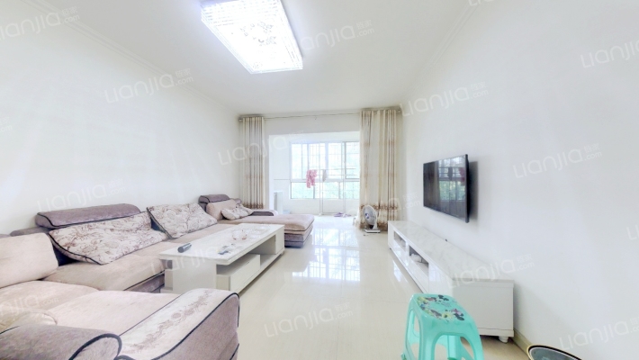 上美年华二手房实景图