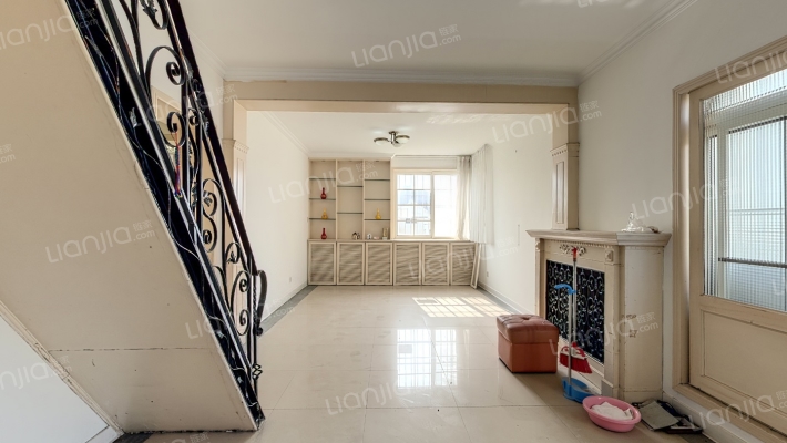 凯旋山庄二手房实景图