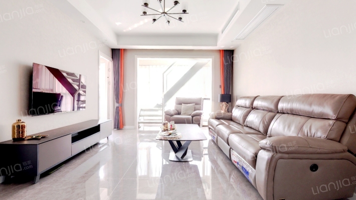 荣泰尚都二手房实景图