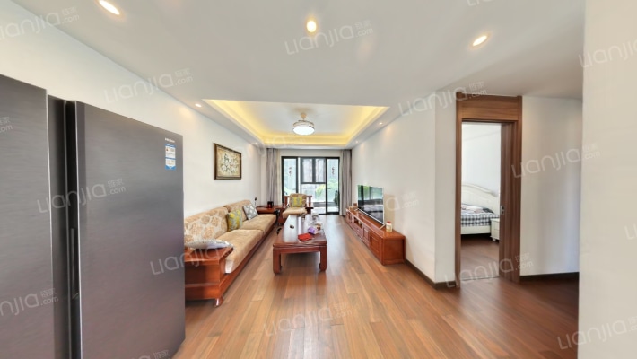 华侨城万科天鹅堡二手房实景图