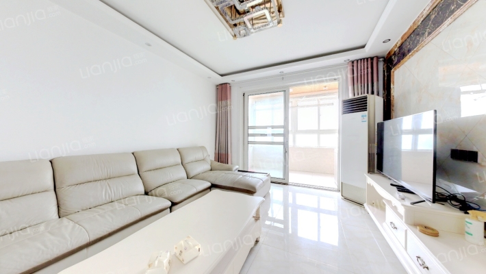 盈佳香荷湾二手房实景图