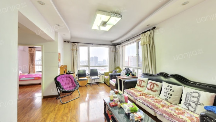 万星阿帕特二手房实景图