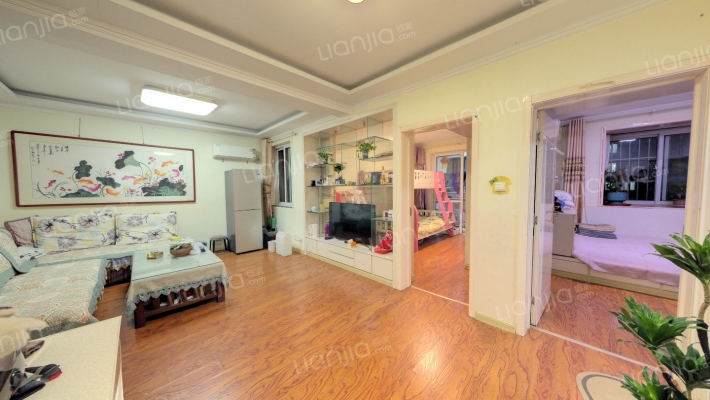 中高名人国际花园二手房实景图