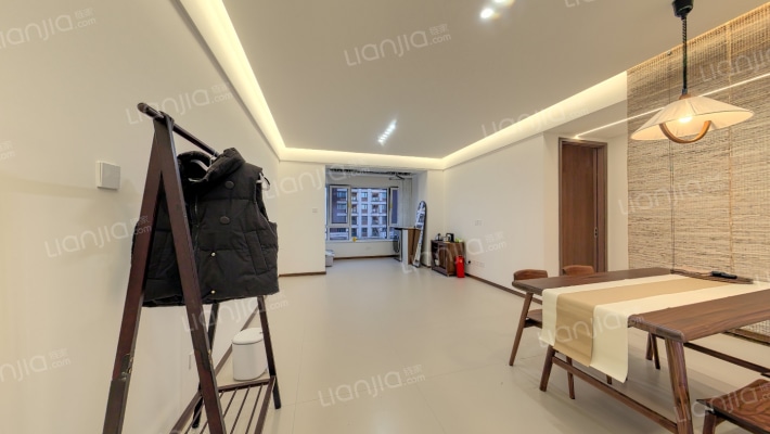 荣盛锦绣天悦二手房实景图