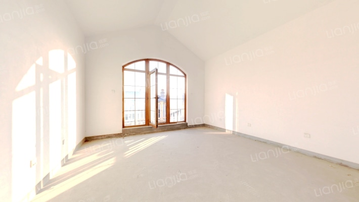 中海瓦尔登湖二手房实景图