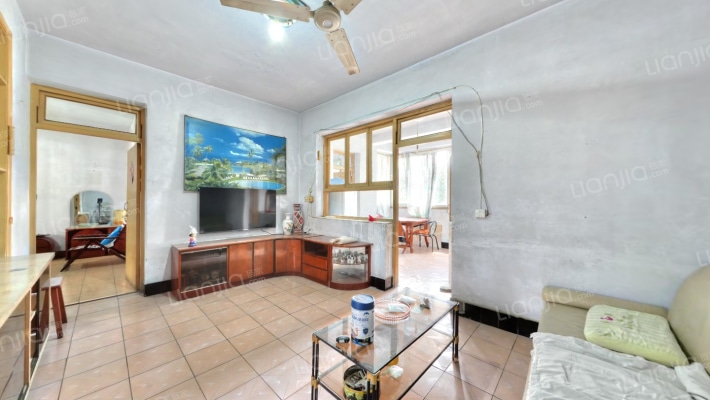 净居寺路18号二手房实景图