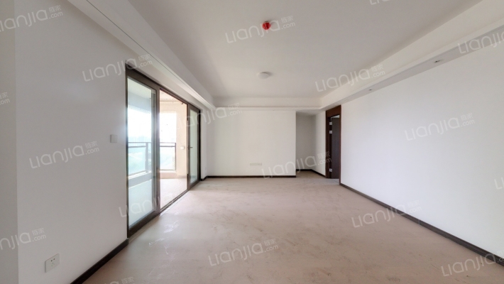 万科金域蓝湾三期二手房实景图