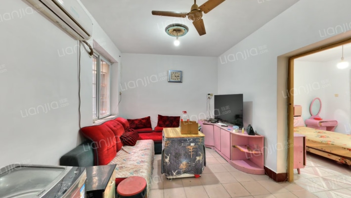 航天大院二手房实景图