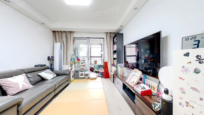 万科印象花园四期二手房实景图