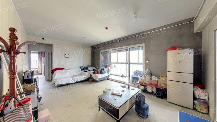 萃语华庭二手房实景图