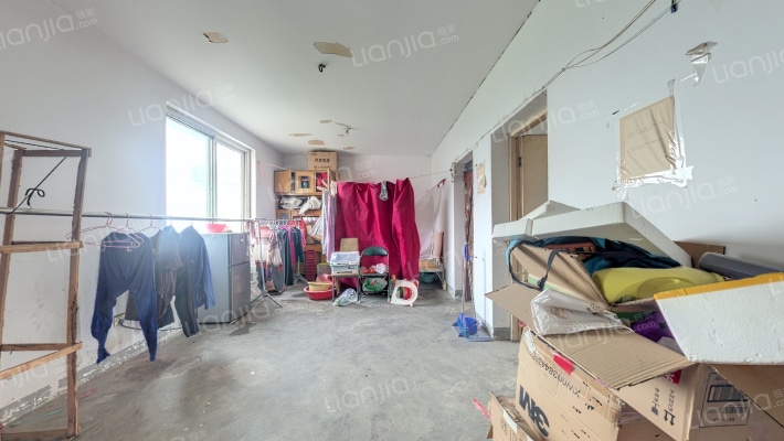 勤居苑东区二手房实景图