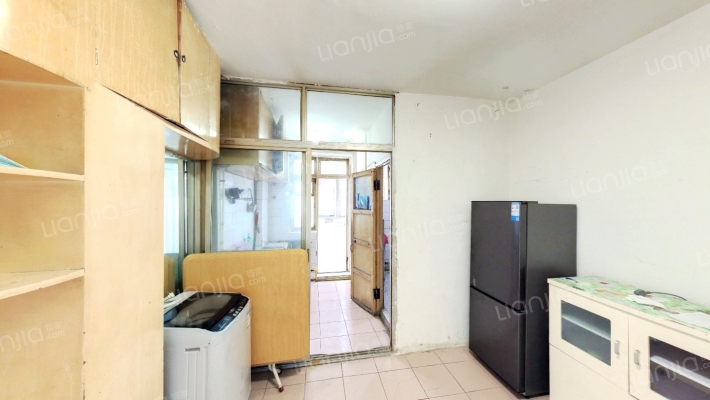 新新小区二手房实景图