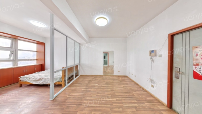 长城锦苑二手房实景图