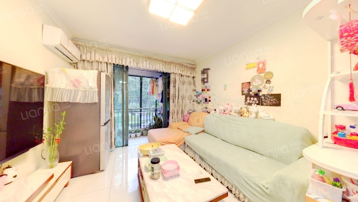 水晶之城一期二手房实景图