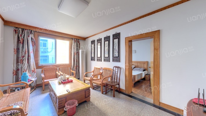 花山湾新村一区二手房实景图