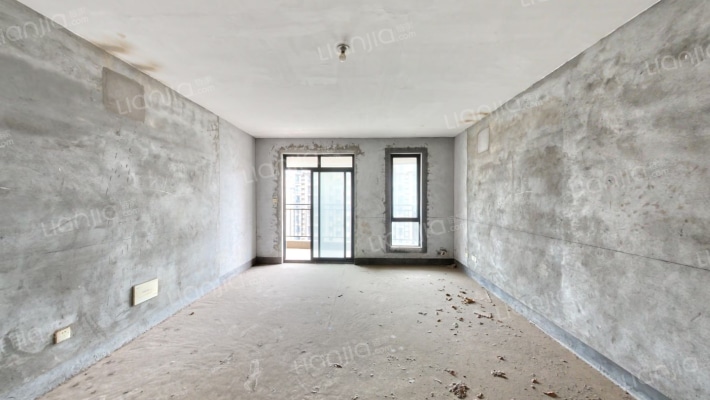 中建麓山和苑二手房实景图