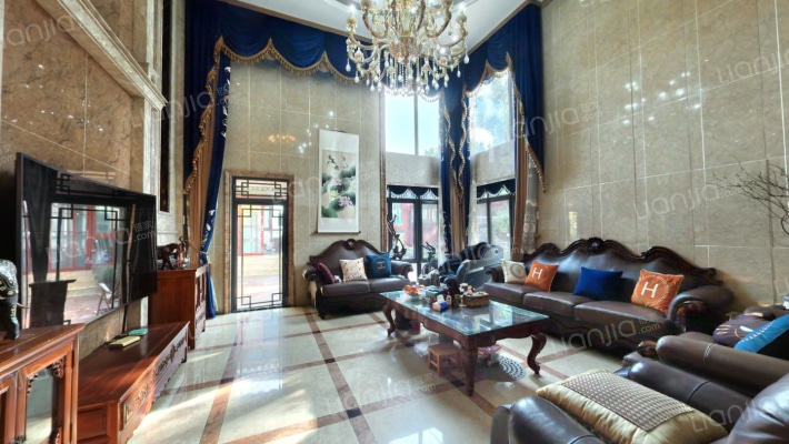 水郡别墅二手房实景图