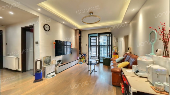 世茂云锦樱海园二手房实景图