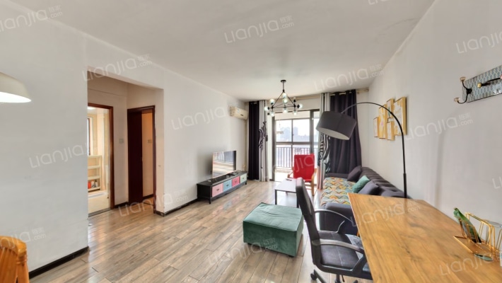 万象凯旋湾二手房实景图