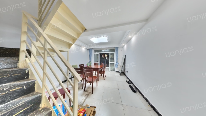 蓬曦园C7区二手房实景图