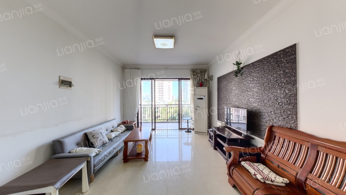 水岸珈蓝二手房实景图