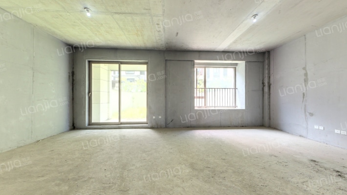 保利西堂里院二手房实景图