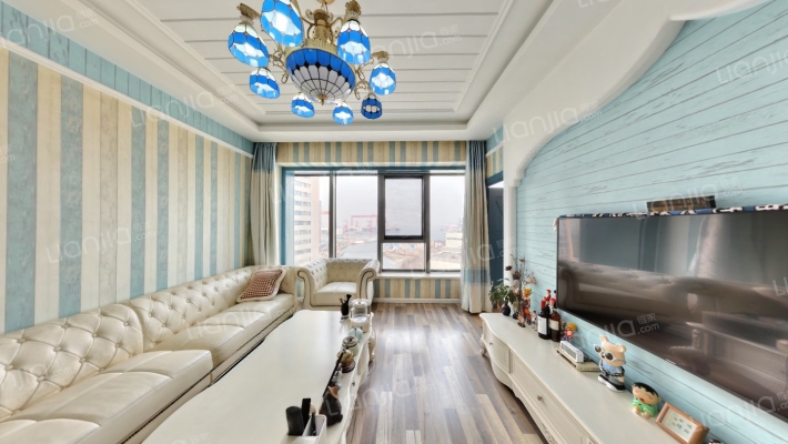 百年港湾B区二手房实景图