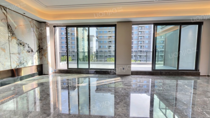 保亿湖珀润园二手房实景图