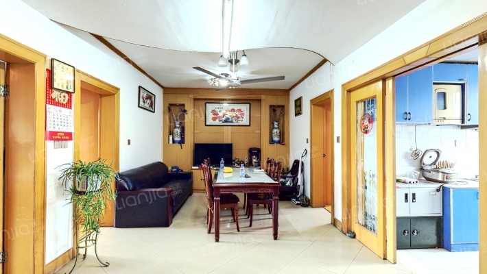 梅林春苑二手房实景图