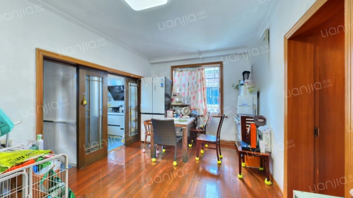 兴宁路196弄二手房实景图