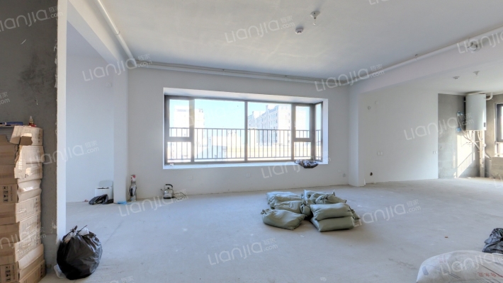 恒信·翡翠公馆二手房实景图