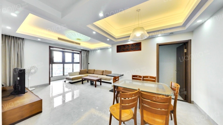 四季奕居二手房实景图