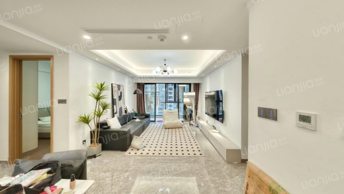 富颐华庭R区二手房实景图