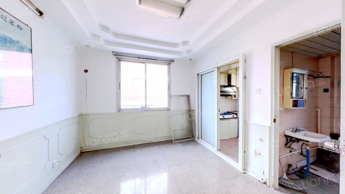 三水湾小学北宿舍二手房实景图