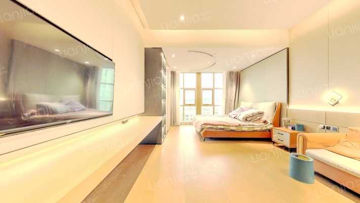 蓝高中心二手房实景图